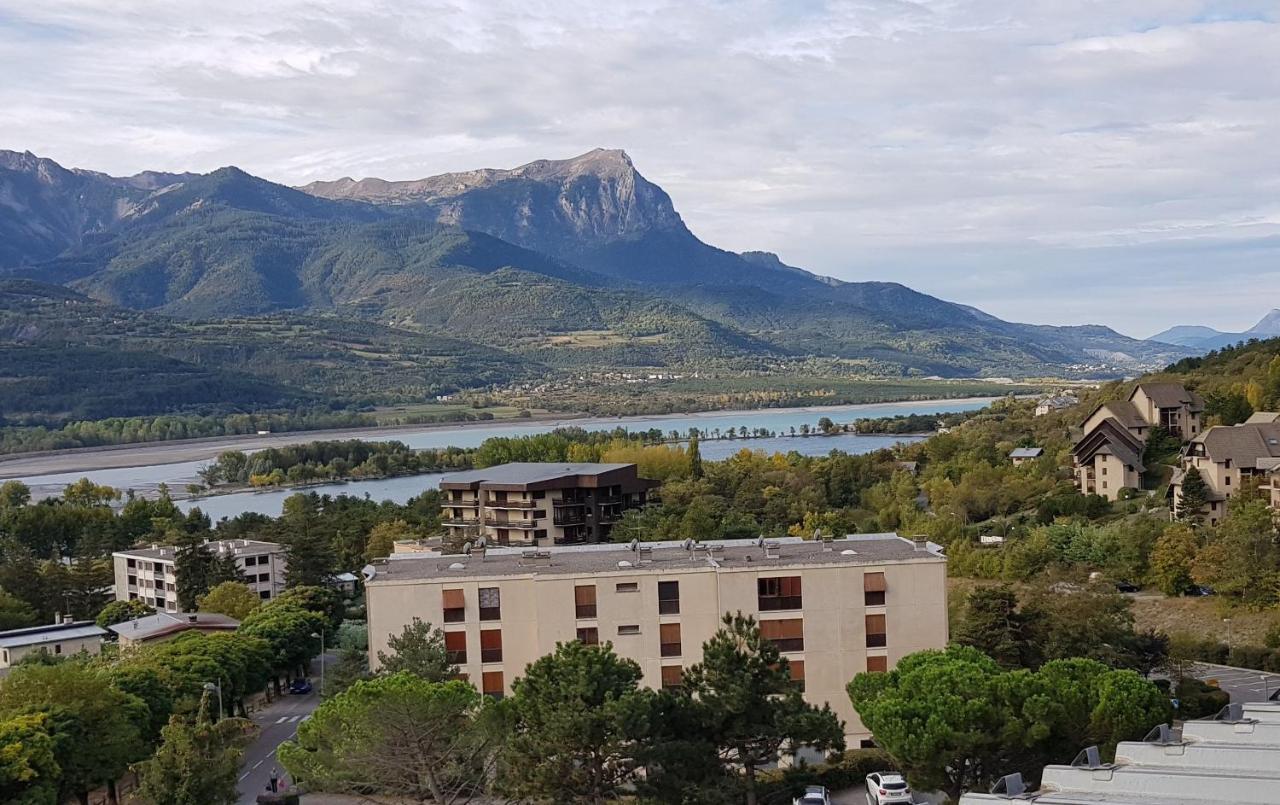 Appartement Plan D'Eau Vue Panoramique Амбрен Екстер'єр фото